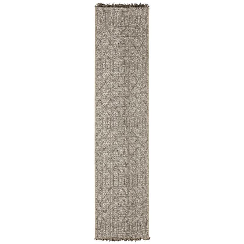 Gillian 5560J Beige/ Black Ultimate Performance Area Rug - 1'10" x 7'6"
